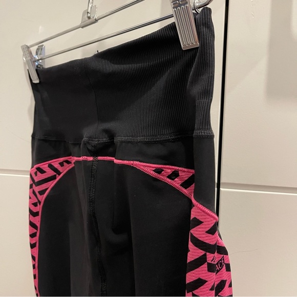 Versace gym workout pants size 2 - Picture 3 of 8
